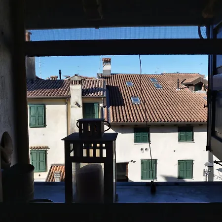 Perla Del Castrum Originale Monolocale-mansardina Nella Vecchia Apartamento