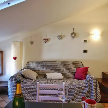 Apartment Perla Del Castrum Originale Monolocale-mansardina Nella Vecchia Grado